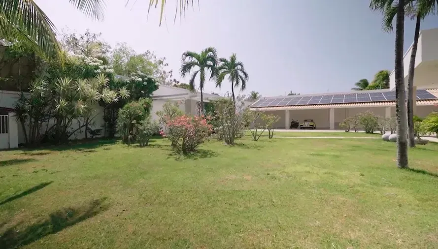 Imagem Casa com 5 Quartos à Venda, 1.600 m² em De Lourdes - Fortaleza