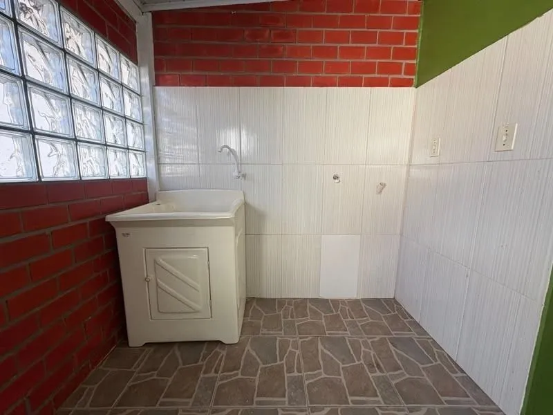 Imagem Casa a venda com 2 quartos no bairro Mont Serrat