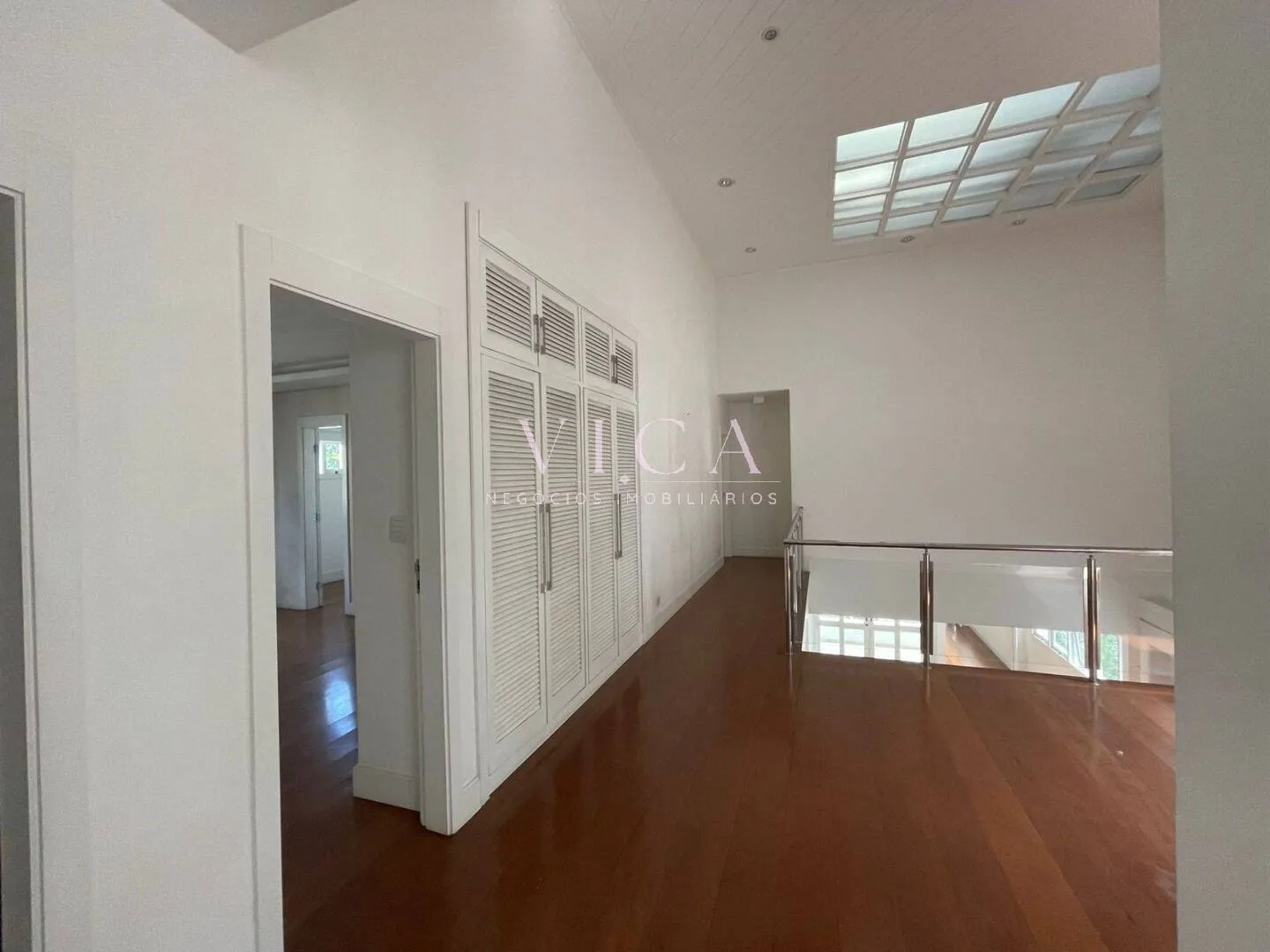 Imagem Alphaville|Resid 02 |Casa 3 suítes, piscina e lazer| R$25.000 Aluguel