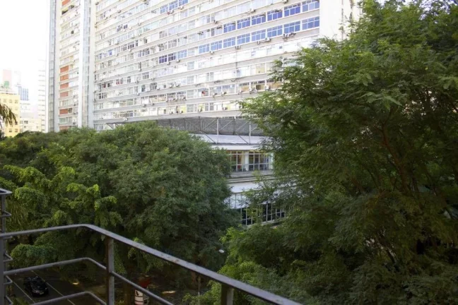 Imagem Flat disponível para venda no Alameda Apart Hotel no Jardim Paulista, com 43m², 1 dormitório e 1 vaga