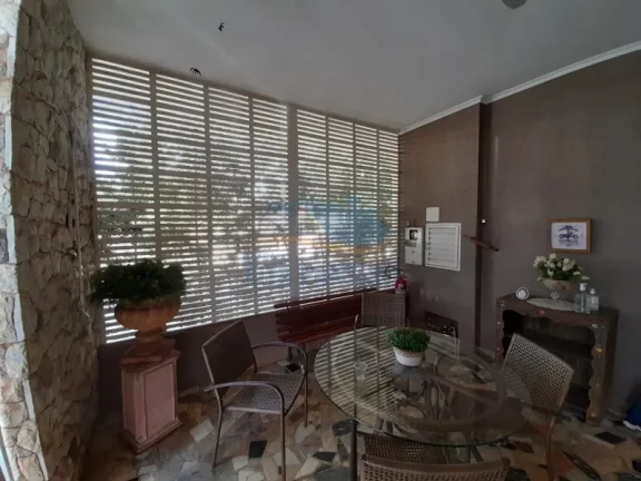 Imagem Casa Comercial - Ribeirão Preto - Jardim Macedo - Região Leste