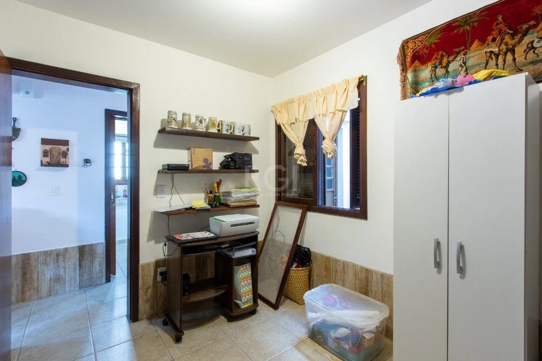 Imagem Casa para Venda - 111m², 3 dormitórios, sendo 1 suites, 1 vaga - Espirito Santo
