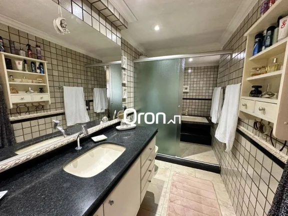Imagem Apartamento com 3 dormitórios à venda, 176 m² por R$ 980.000,00 - Setor Marista - Goiânia/GO