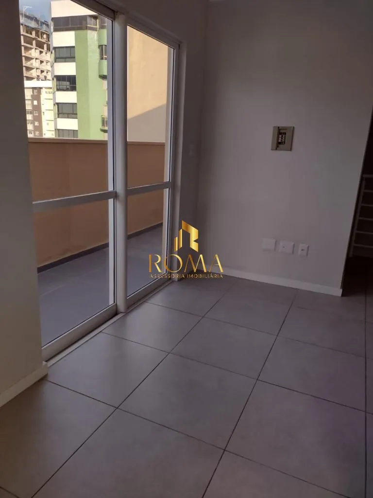 Imagem Cobertura 2 dormitórios à venda Nossa Senhora Medianeira Santa Maria/RS