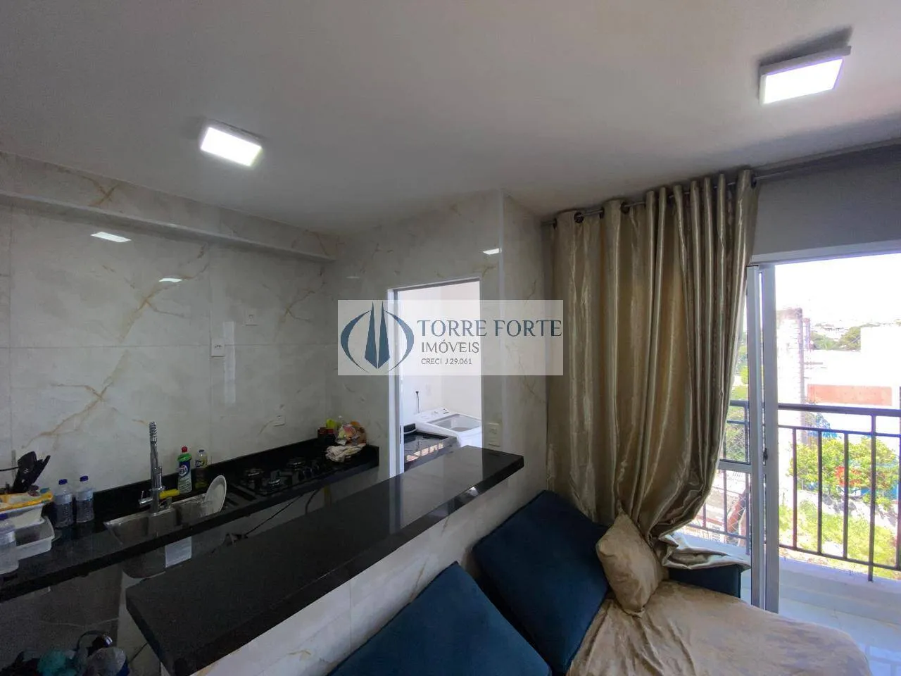 Imagem Lindo Apartamento com 2 Dormitórios e 1 Vaga em Guaianases