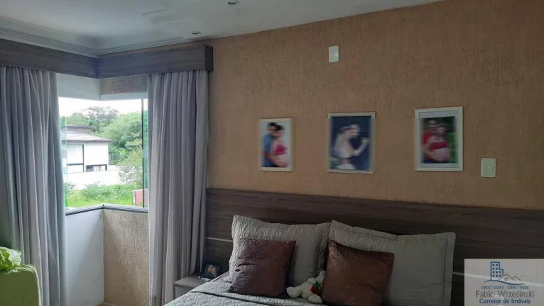 Imagem Vendo Casa com Piscina bairro Santa catarina em Joinville