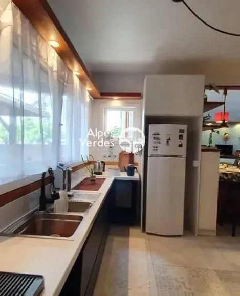 Imagem VENDE-SE CASA COM 03 SUÍTES EM IMBÉ, A MENOS DE 5 MINUTOS DO MAR.