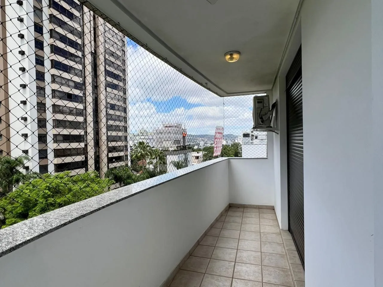 Imagem Apartamento a venda de 105 m2 2 dormitórios sendo 1 suíte e 2 vagas individuais no bairro Petrópolis.
