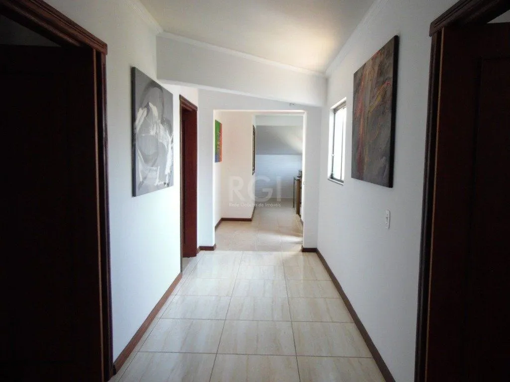 Imagem Casa para Venda - 410m², 5 dormitórios, sendo 5 suites, 5 vagas - Centro