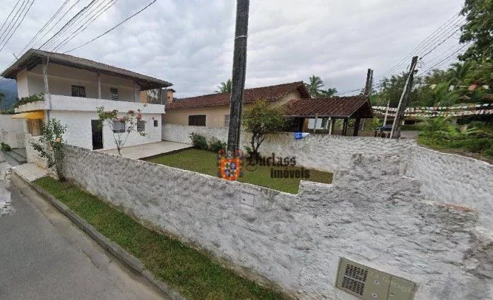Imagem Sobrado com 4 dormitórios à venda, 180 m² por R$ 480.000,00 - Massaguaçu - Caraguatatuba/SP