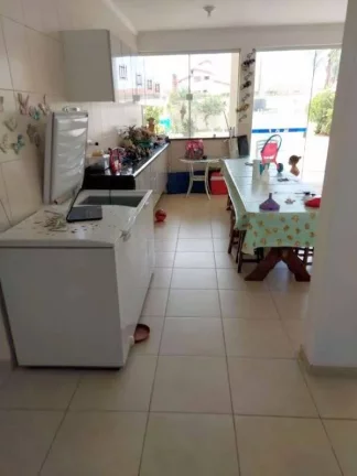 Imagem SOBRADO LADO PRAIA COM 6 SUITES PERTINHO DA PRAIA COM PISCINA