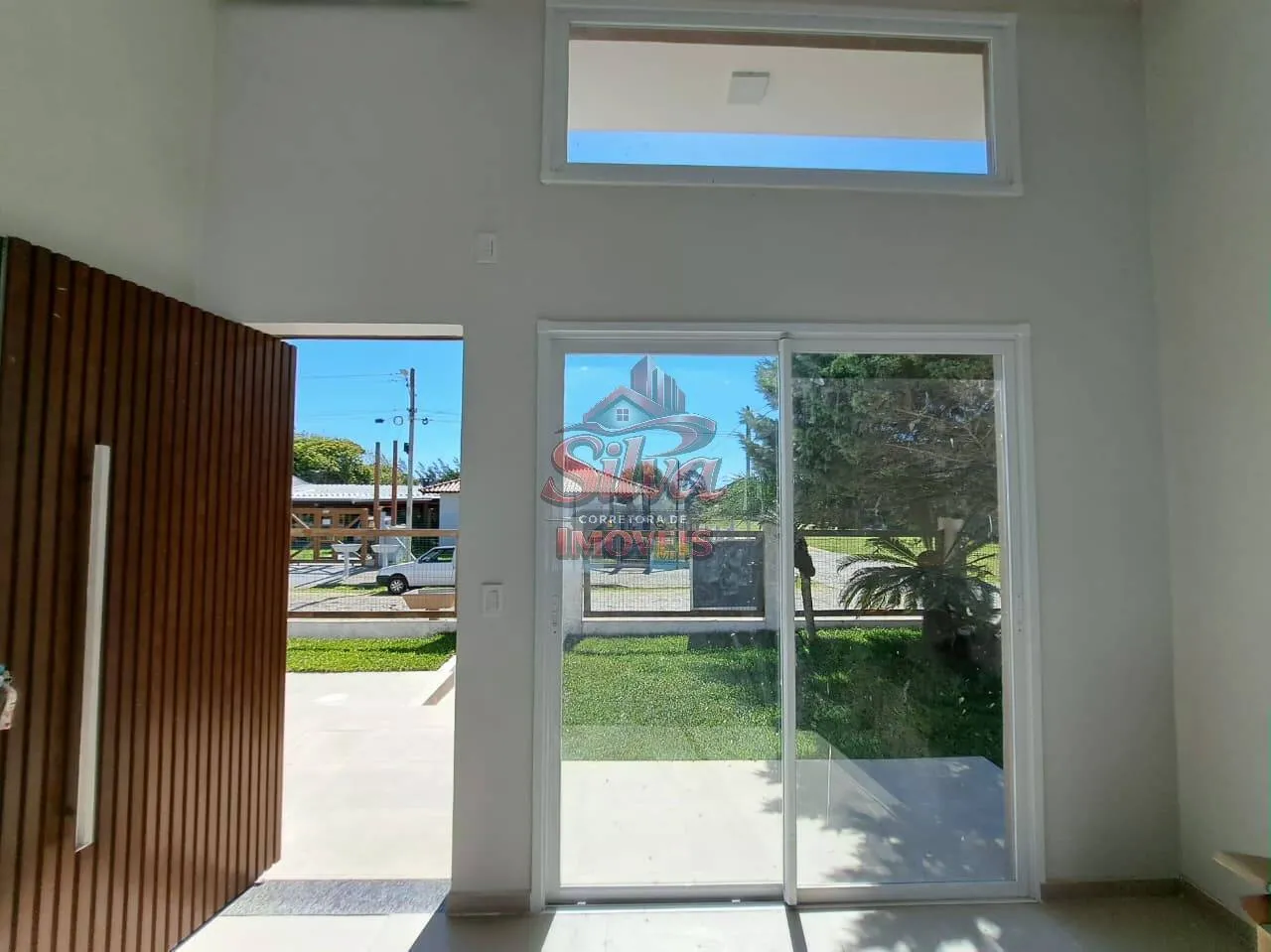 Imagem C1148 | Casa 3 dormitórios com piscina em esquina