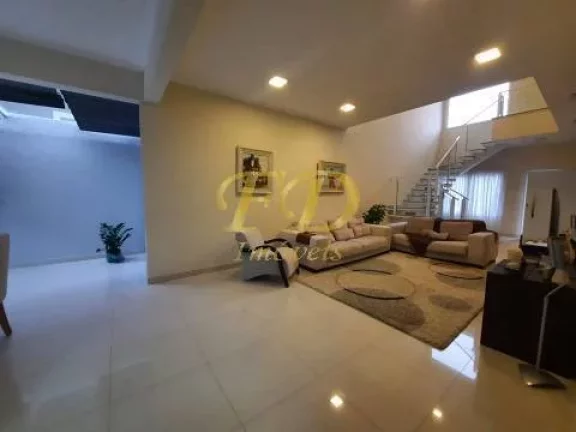 Imagem Casa de Alto Padrão em Condomínio Fechado Atibaia