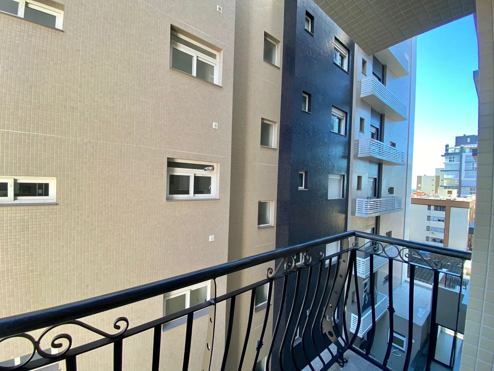 Imagem Apartamento NOVO em Capão da Canoa de 2 dormitórios e vaga