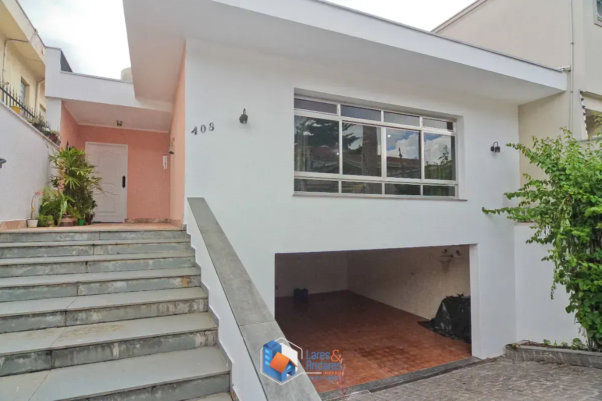 Imagem Sobrado para venda em Parque São Domingos com 4 quartos, sendo 1 suíte, 310m²