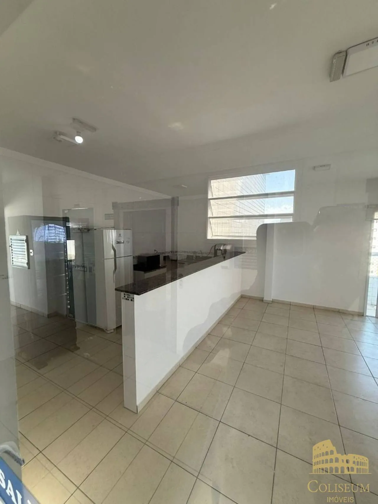 Imagem Apartamento com 2 dormitórios à venda, 68 m² por R$ 420.000,00 - Mirim - Praia Grande/SP