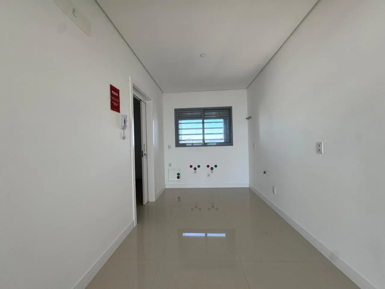 Imagem Apartamento com vista para o mar à venda com 171m2 por R$ 5.900.000,00