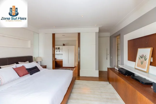 Imagem Apartamento Alto Padrão à Venda Em Moema Com 4 Suítes e 5 Vagas
