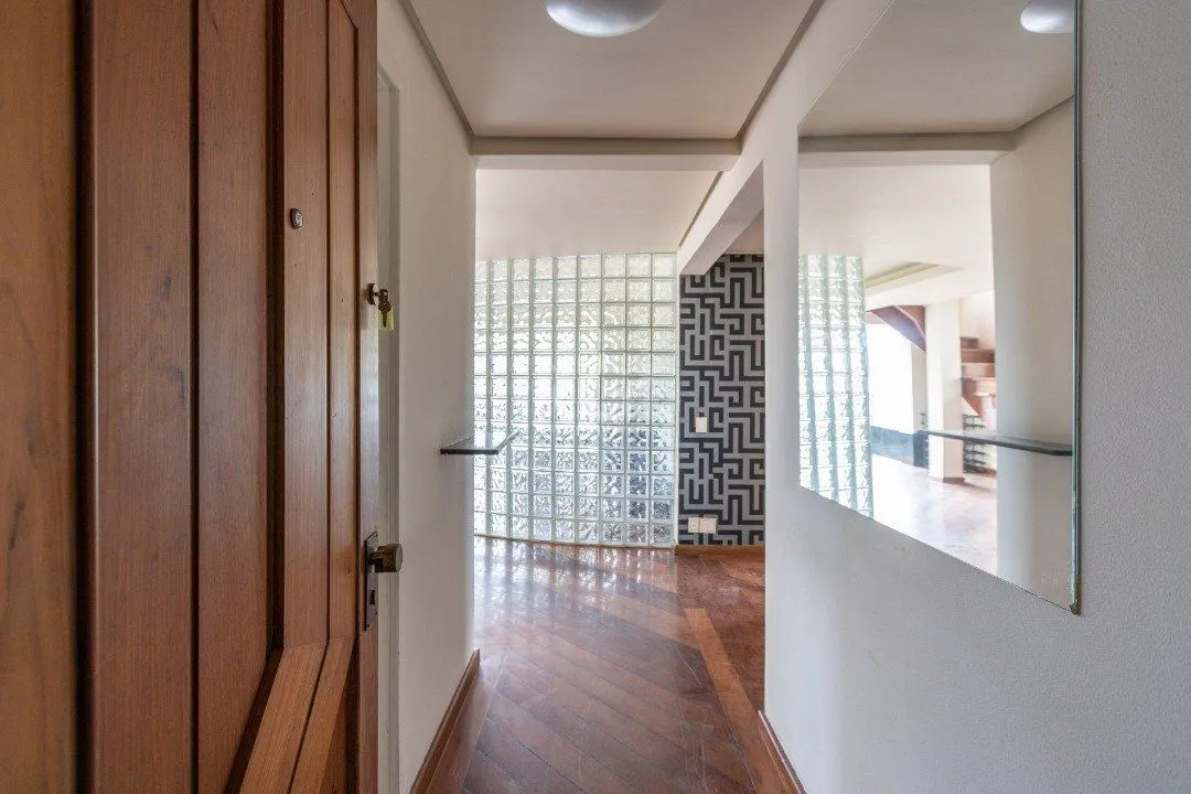 Imagem Cobertura para Venda - 302m², 4 dormitórios, sendo 1 suites, 3 vagas - Menino Deus