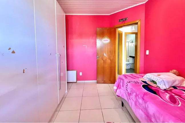 Imagem ODN 155 Apto 610241030-49 - Casa à venda no bairro Olaria - Canoas/RS