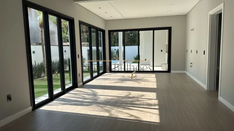 Imagem CASA RESIDENCIAL em São José - SC, Forquilhas