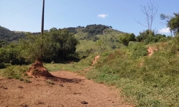 Imagem Linda Área para Loteamento em Piracaia 20 alqueires