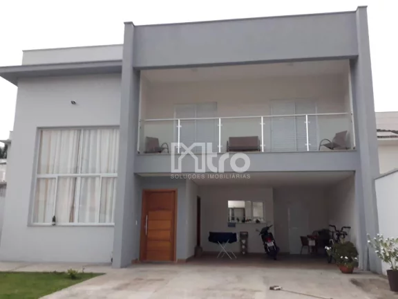 Foto do imóvel Casa com 3 dormitórios à venda, 205 m² por R$ 1.600.000,00 - Centro - Itajubá/MG