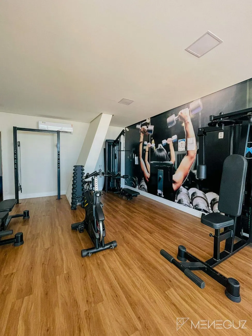 Imagem Apartamento Finamente Mobiliado Frente mar na Praia do Morro - Alto Padrão e Lazer Completo!