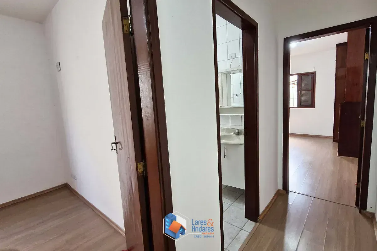 Imagem Sobrado para venda em Vila Baruel com 6 quartos, sendo 2 suítes, 240m²