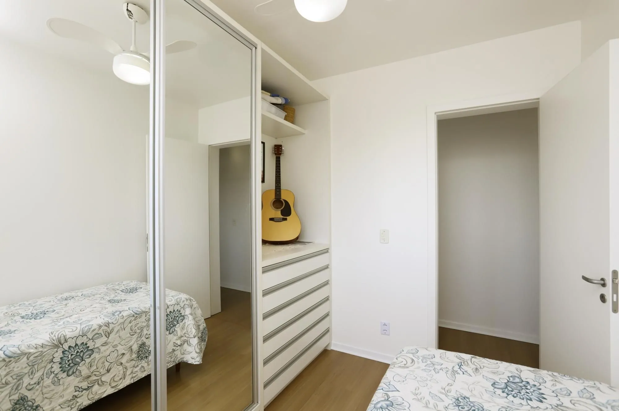 Imagem Apartamento, 03 Dormitórios, 02 Banheiros, 63m², Bairro Jardim Itu