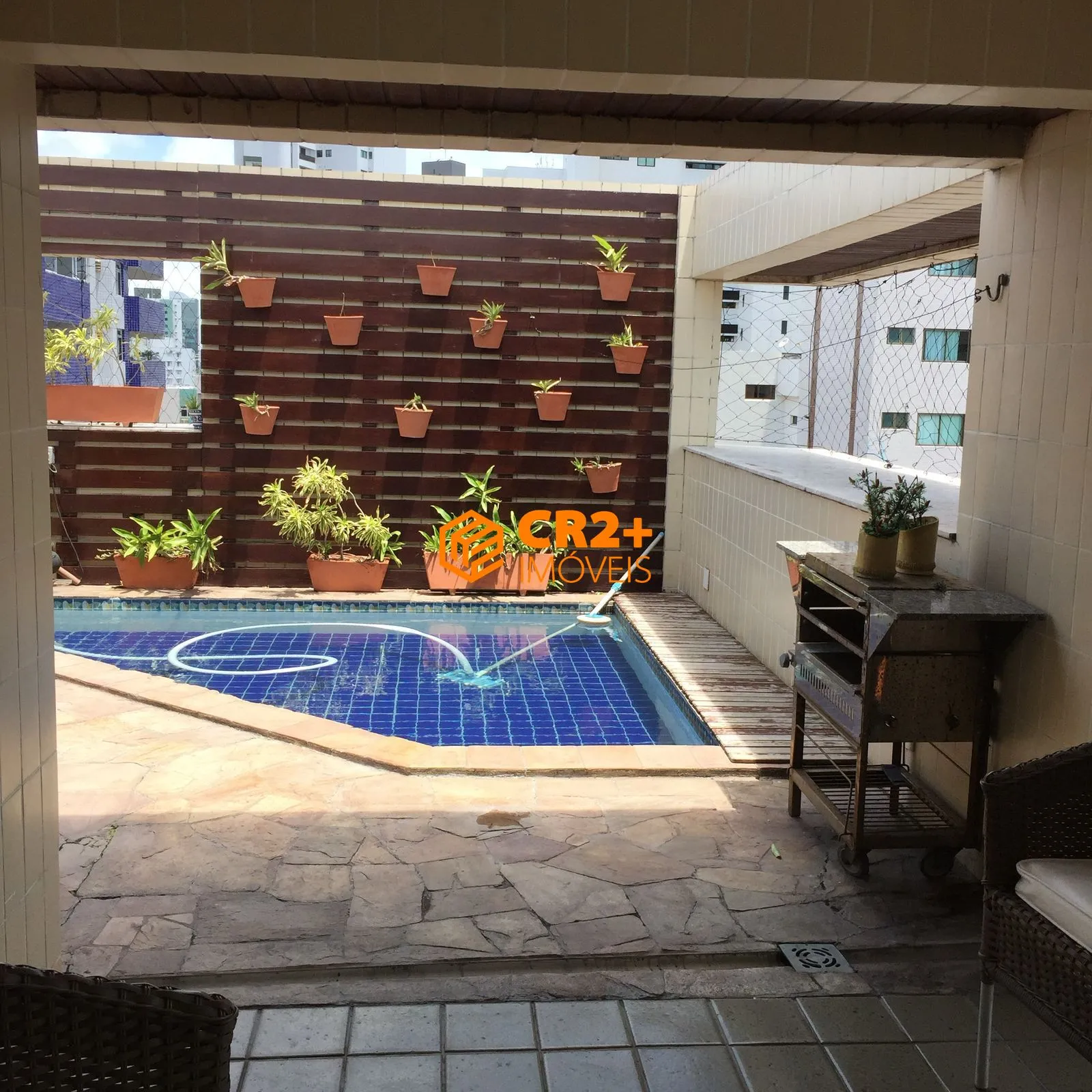 Imagem Vendo Cobertura 4 quartos, 4 suítes, 295m² , 03 vagas de garagem em Boa Viagem.