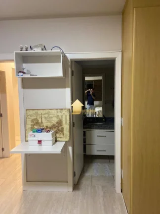 Imagem Apartamento Mobiliado 3 quartos sendo 2 suítes Solar D América