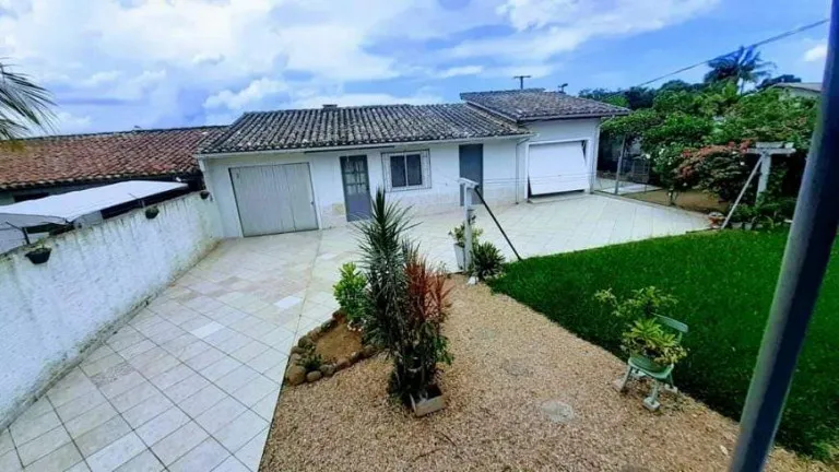 Imagem Casa com 3 Quartos à Venda, 148 m² em Milanese - Criciúma