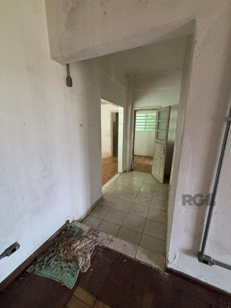 Imagem Casa com 3 quartos, 4 vagas e 120m² no bairro Vila Assução
