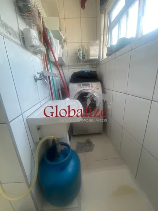 Imagem Apartamento a venda com 70m², 2 quartos, elevador, quadra da praia por R$460.000,00 no Boqueirão em Santos
