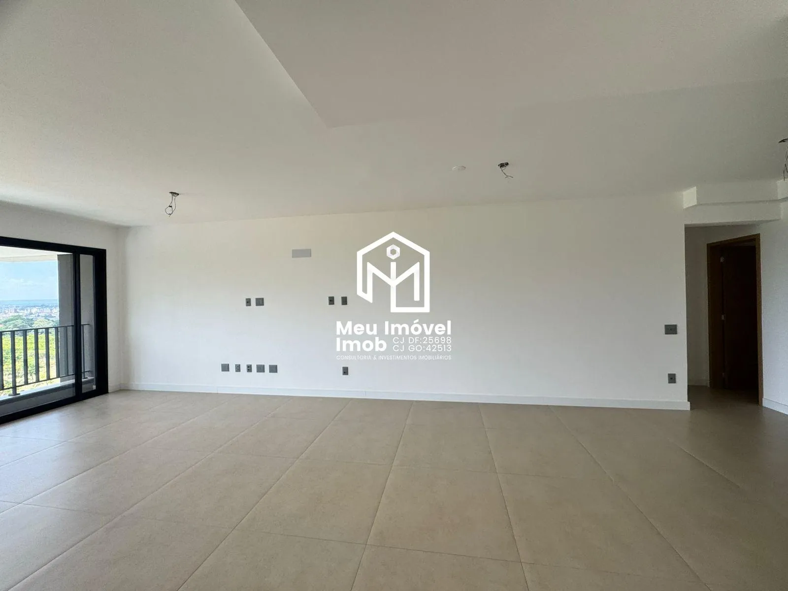 Imagem Apartamento 4 Quartos 4 Suítes 3 Vagas 175m² Novo AC FGTS