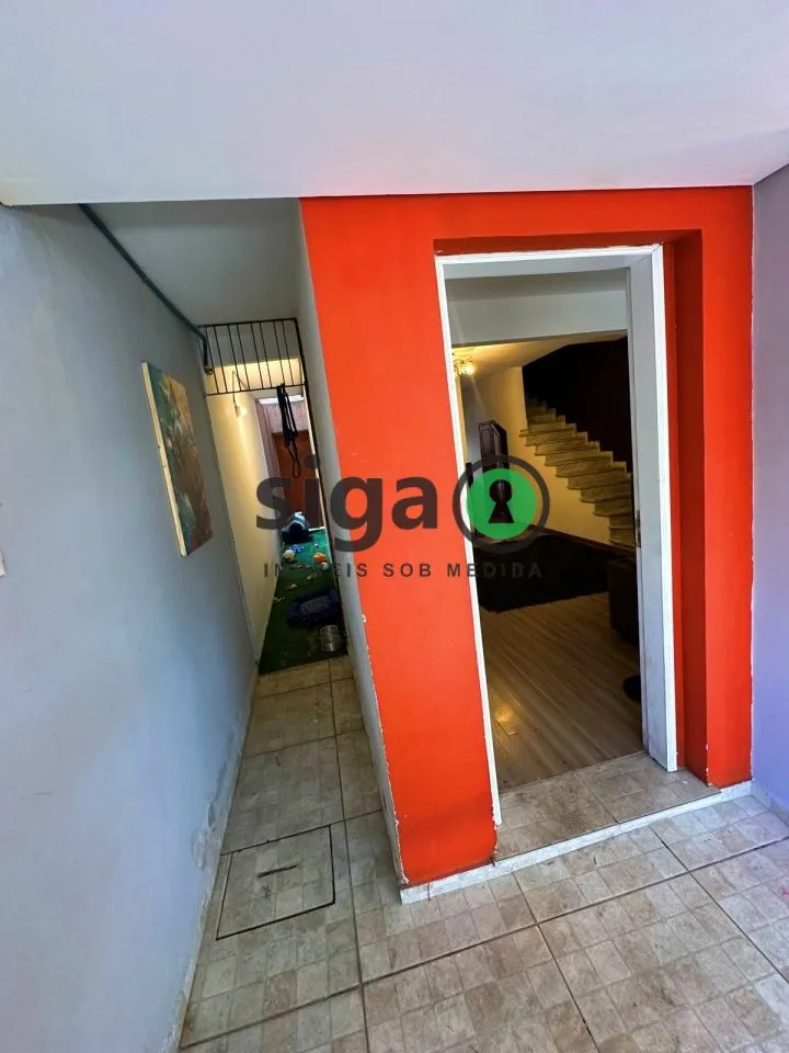 Imagem CASA Á VENDA NO BROOKLIN COM 3 QUARTOS, REFORMADA, 210M² - 2 VAGAS!