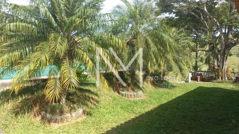 Imagem Chácara à Venda 18.000m² 4 Quartos 1 Suíte e Lazer Completo - Zona Norte
