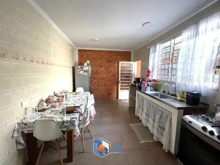 Imagem Casa para venda em Jardim Picolo com 4 quartos, sendo 1 suíte, 170m²