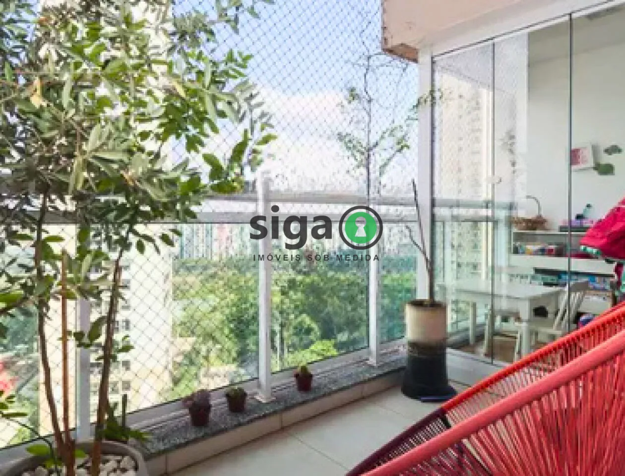 Imagem Apartamento à venda com 3 suítes, 3 vagas, 148m2 em frente a praça Ayrton Senna no Panamby