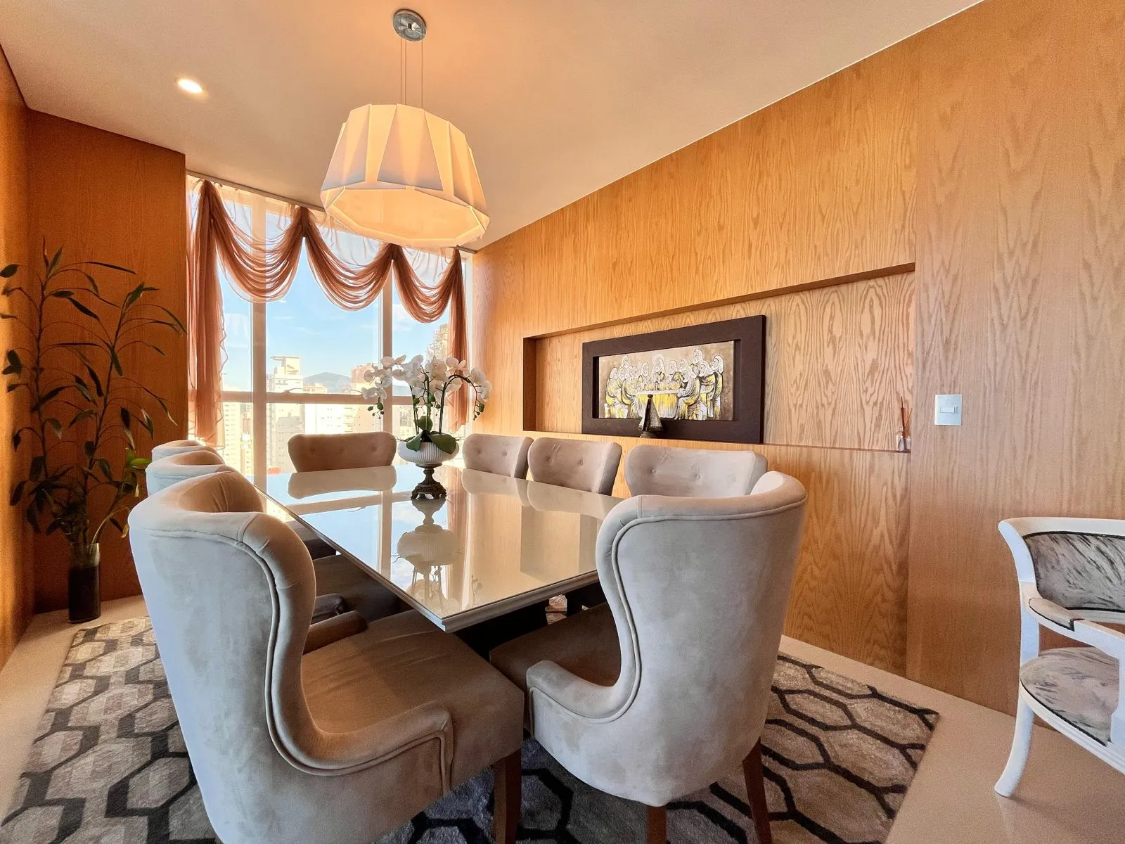 Imagem Apartamento com vista para o mar à venda com 193m2 por R$ 3.350.000,00