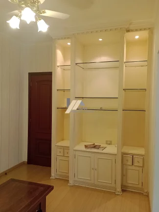 Imagem Apartamento à venda no Cambuí, Campinas-SP: 4 quartos, 2 suítes, 5 banheiros, 3 vagas, 274m² de área.