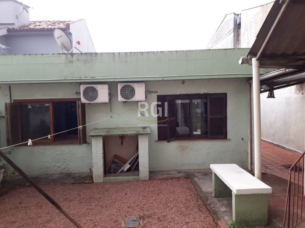 Imagem Casa para Venda - 120m², 3 dormitórios, sendo 1 suites, 3 vagas - Nonoai