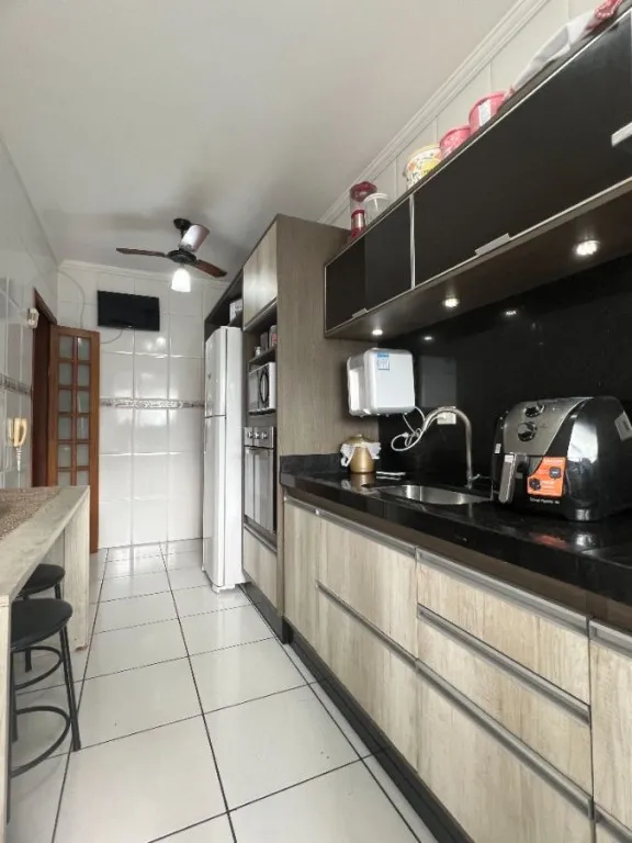 Imagem APARTAMENTO COM 94,00 m² - GUILHERMINA - PRAIA GRANDE SP
