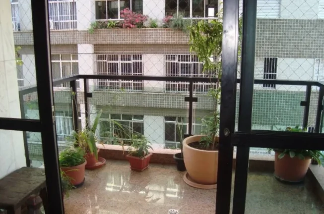 Imagem Apartamento de Luxo à Venda no Melhor Ponto do Lourdes - Alto Padrão