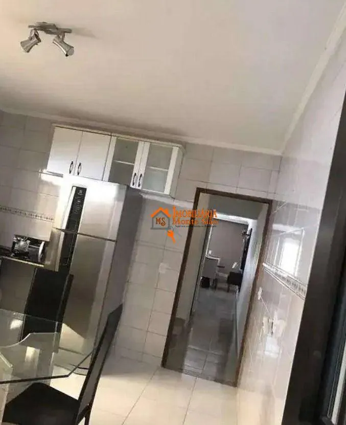 Imagem Sobrado com 3 dormitórios à venda, 250 m² por R$ 850.000 - Jardim Rosa de Franca - Guarulhos/SP