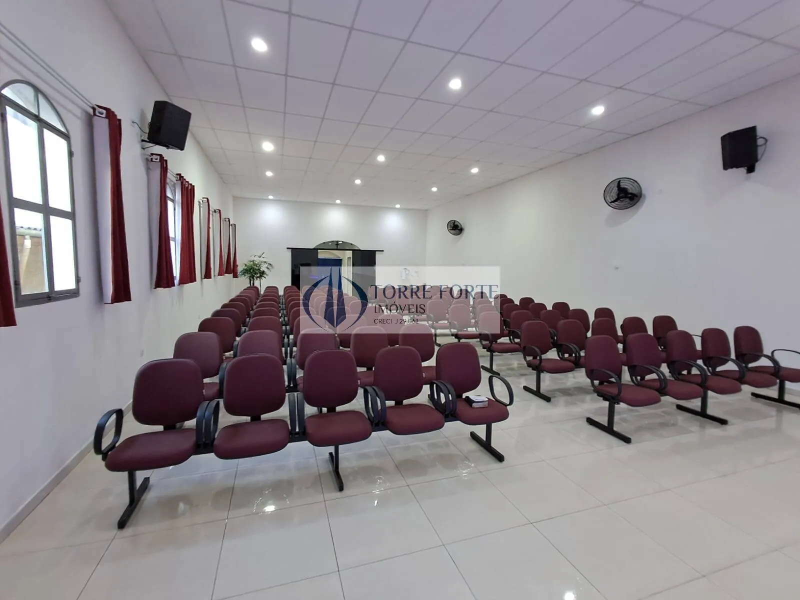 Imagem Salão Comercial com 250m² no Jardim Sapopemba