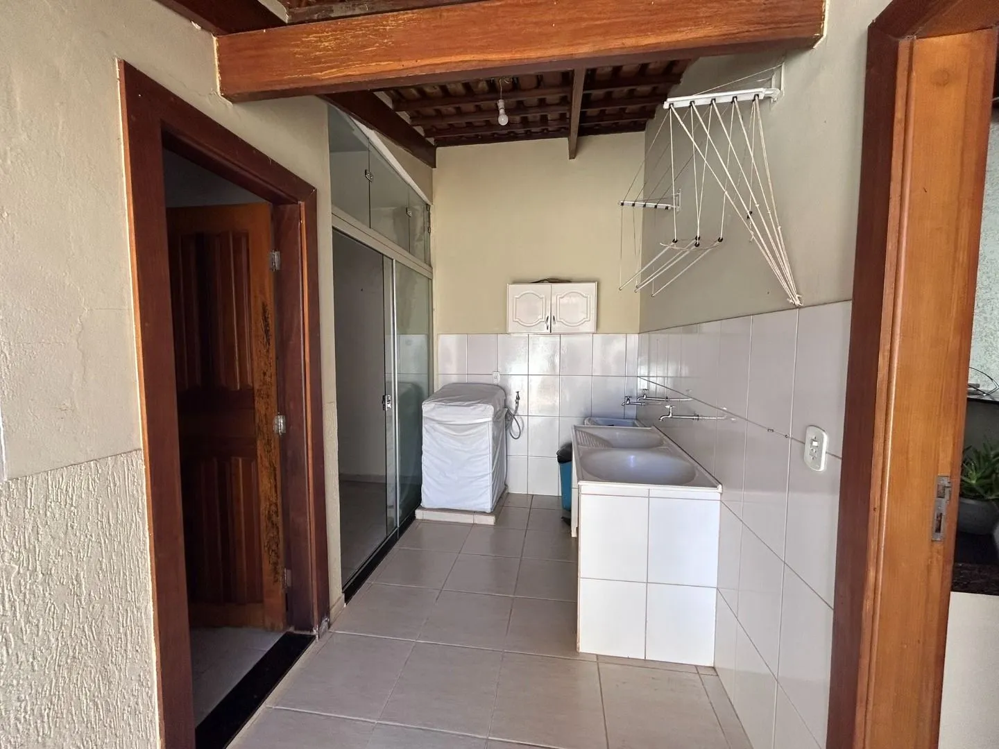 Imagem Casa com 3 dormitórios à venda, 236 m² por R$ 580.000,00 - Eldorado - Patos de Minas/MG