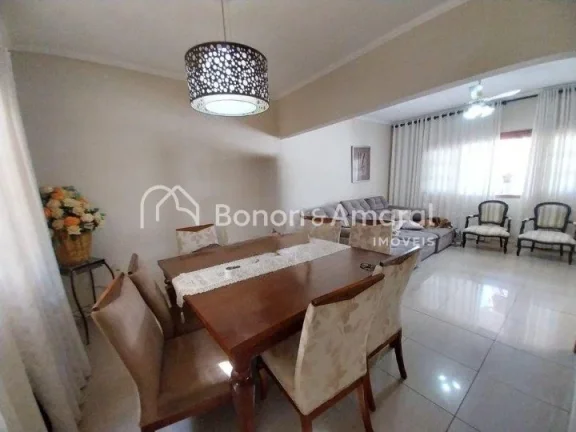 Imagem Excelente Oportunidade! Casa Espaçosa com Piscina e Área Gourmet ? 250m² de Terreno!

Apresentamo...