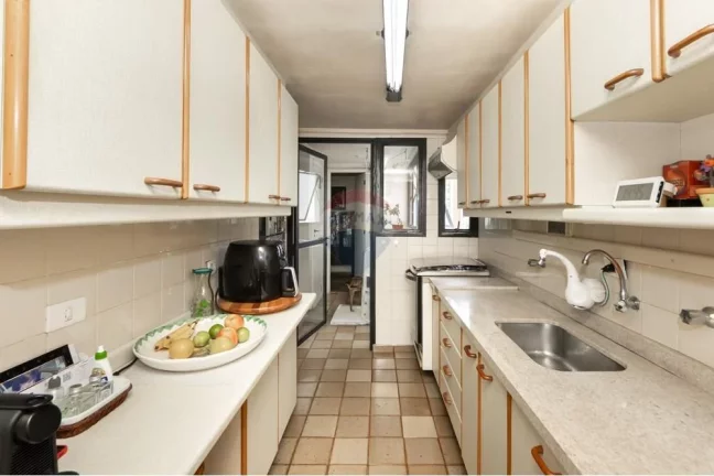 Imagem Cobertura charmosa em localização privilegiada na Vila Olímpia: 204m² 2 Suítes 2 Vagas